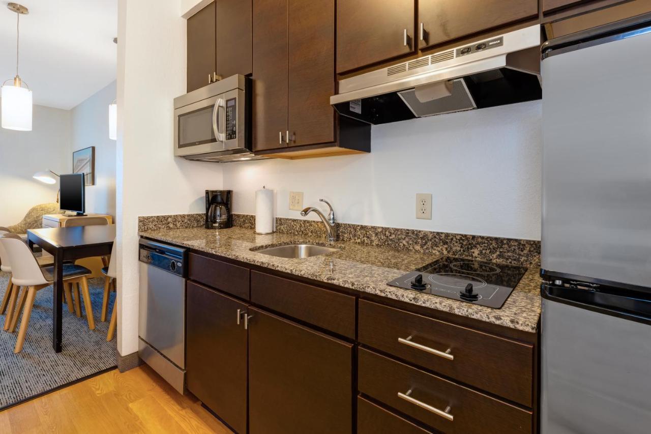 Towneplace Suites By Marriott Nashville Airport Eksteriør bilde