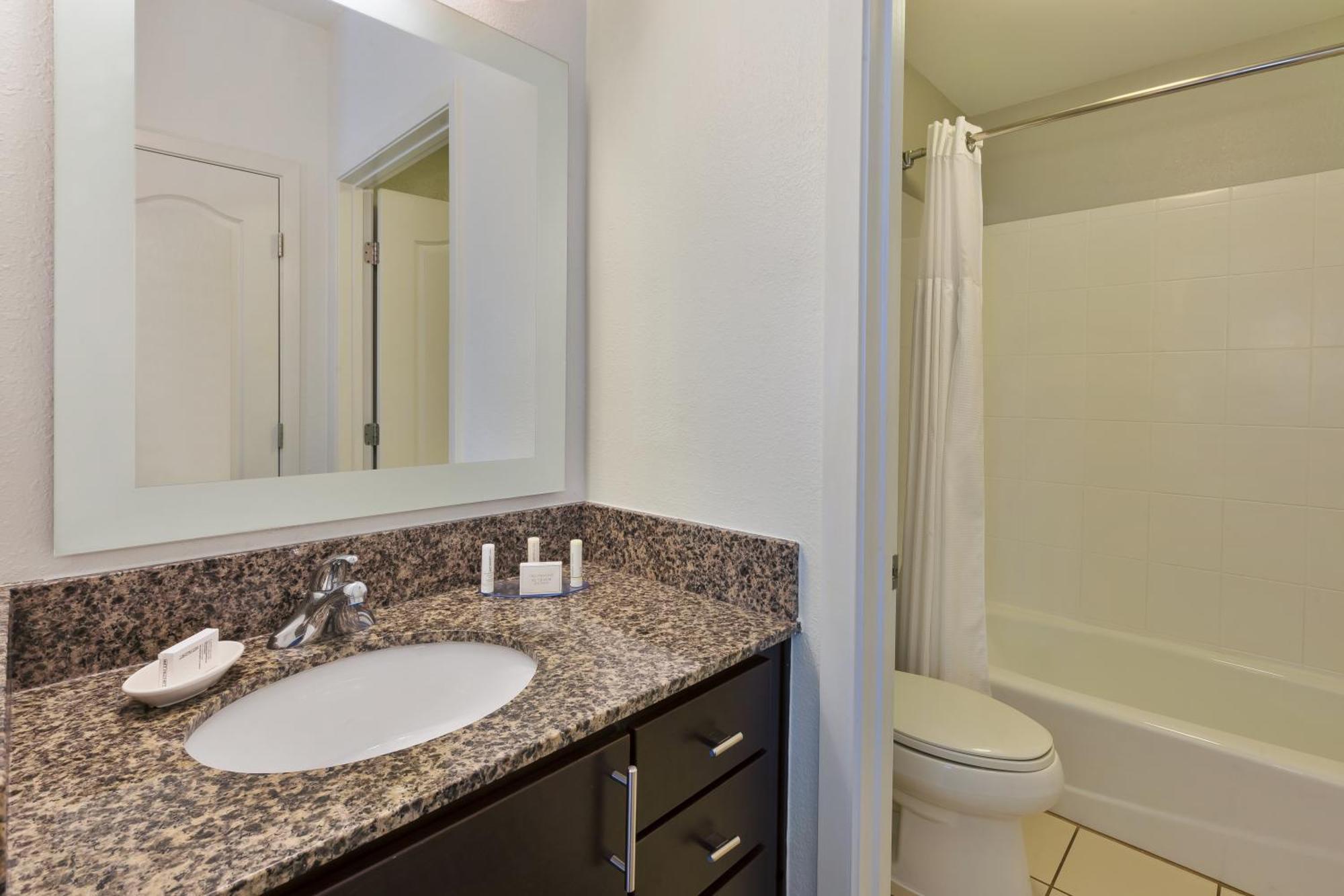 Towneplace Suites By Marriott Nashville Airport Eksteriør bilde