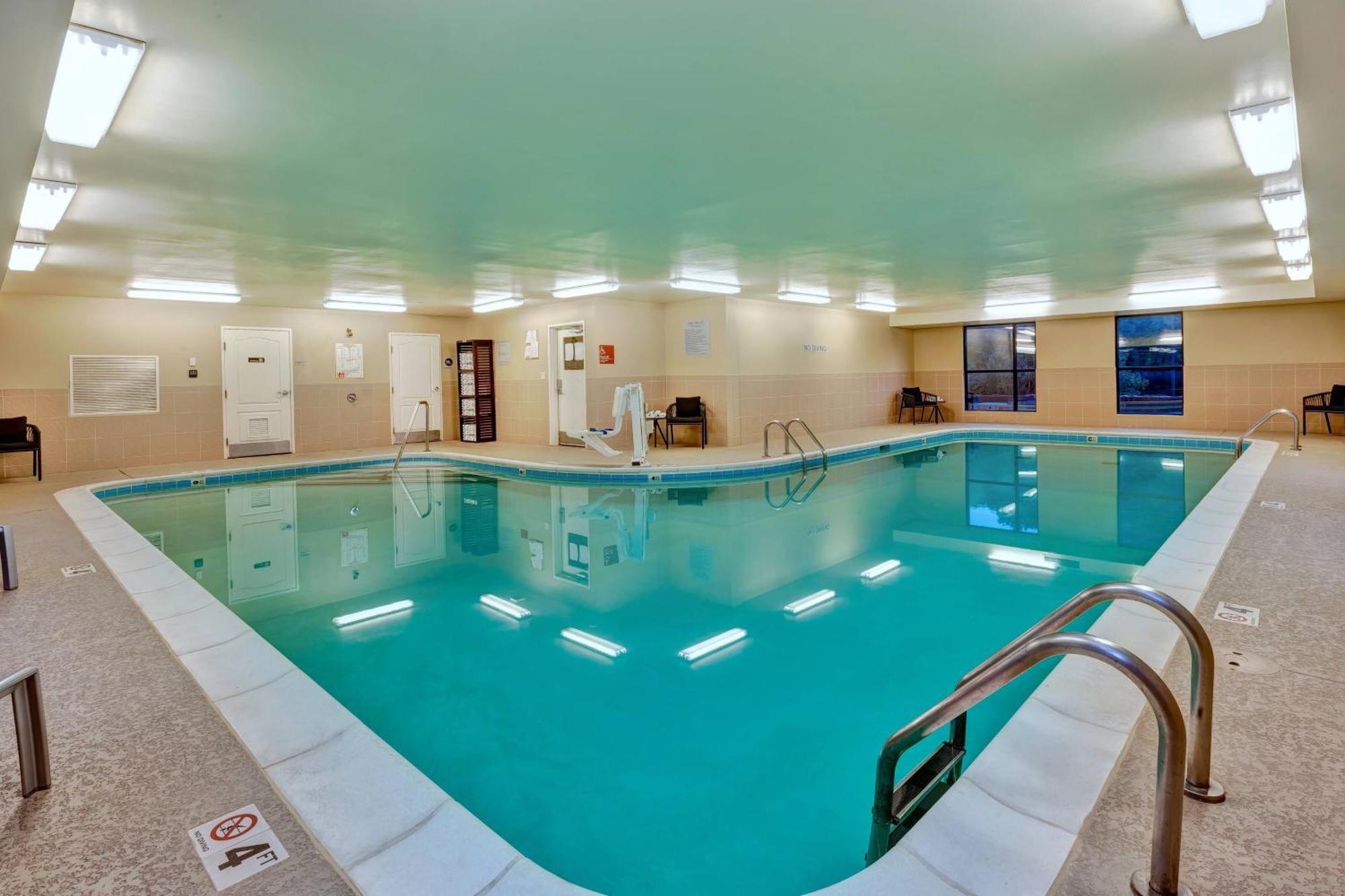 Towneplace Suites By Marriott Nashville Airport Eksteriør bilde