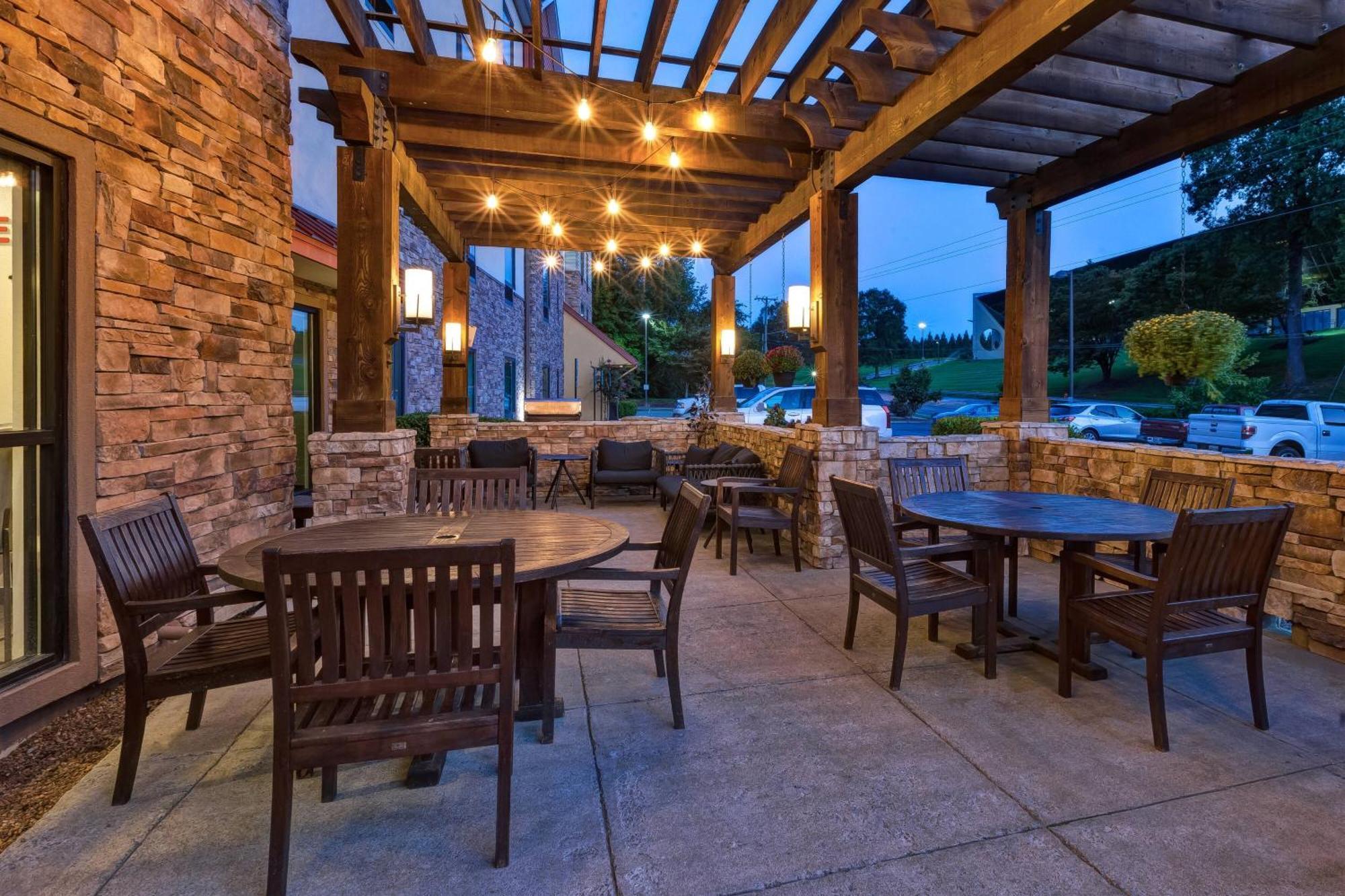 Towneplace Suites By Marriott Nashville Airport Eksteriør bilde